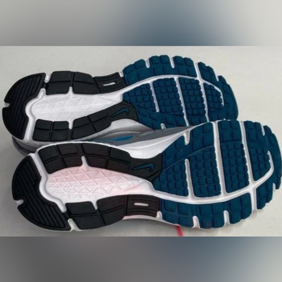 NIKE Revolution 2 Running Shoes  Wmn's Size US 10 New MSRP $85  - Picture 6 of 6